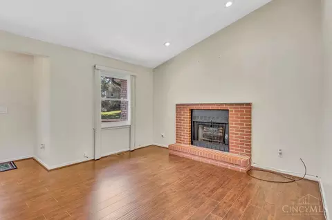 Living - 1210 Dixie Ct, Lincoln Heights, OH 45215 photo 4 of 4