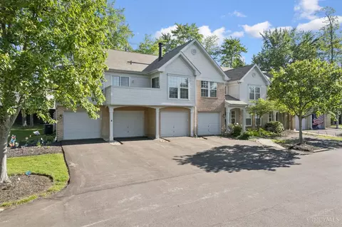 Exterior - 496 Mapleleaf Dr, Cincinnati, OH 45255 photo 3 of 6