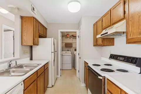 Kitchen - 496 Mapleleaf Dr, Cincinnati, OH 45255 photo 2 of 2