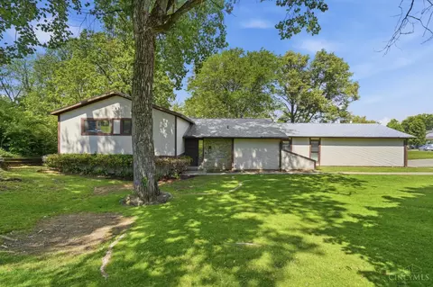 2116 Tullis Dr, Middletown, OH 45042