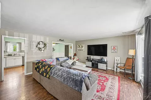 Living - 5884 Troy Rd, Springfield, OH 45502 photo 3 of 4