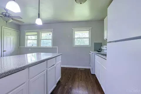 Kitchen - 8793 Balboa Dr, Cincinnati, OH 45231 photo 2 of 2