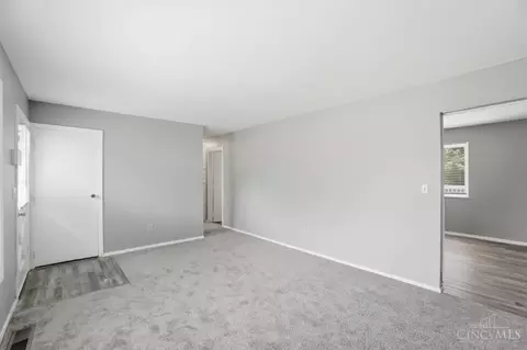 1855 Bluehill Dr, Cincinnati, OH 45240 photo 7
