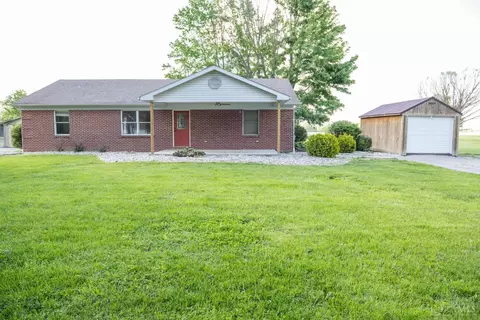 6231 Hunt Rd, Fayetteville, OH 45118