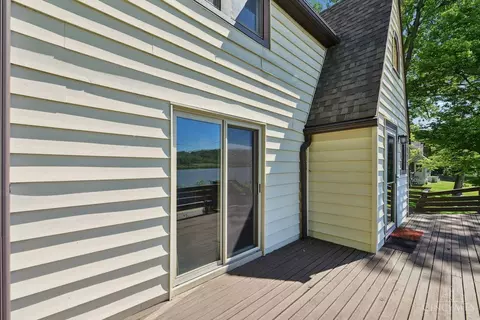 Exterior - 5636 River Rd, Cincinnati, OH 45233 photo 6 of 12