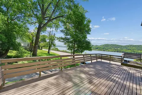 Exterior - 5636 River Rd, Cincinnati, OH 45233 photo 2 of 12