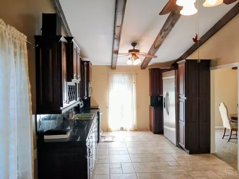 Kitchen - 2751 Westbrook Dr, Cincinnati, OH 45211 photo 3 of 4