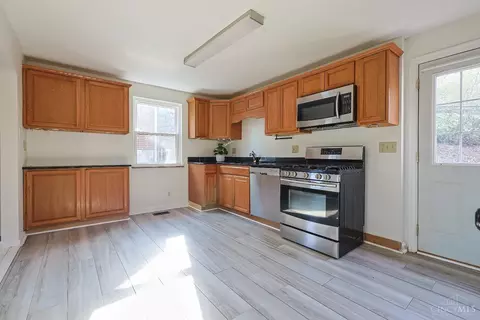 221 Mechanic St, Reading, OH 45215 photo 12