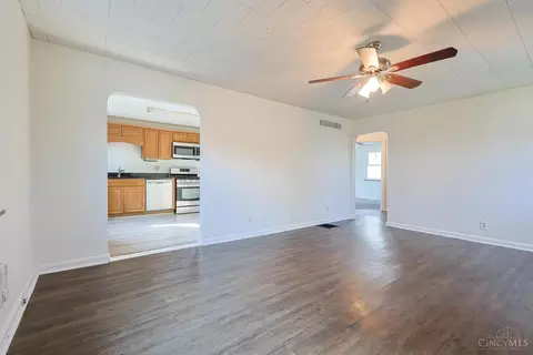 221 Mechanic St, Reading, OH 45215 photo 9