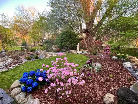 Exterior - 2056 Persimmon Ct, Cincinnati, OH 45231 photo 14 of 14