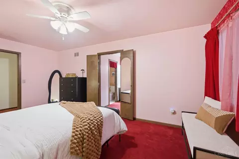 Bedroom - 2056 Persimmon Ct, Cincinnati, OH 45231 photo 4 of 13
