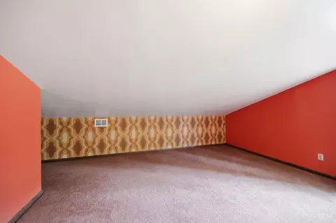 Bedroom - 2056 Persimmon Ct, Cincinnati, OH 45231 photo 13 of 13