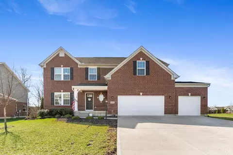 9562 Aspen Brook Ct, Centerville, OH 45458