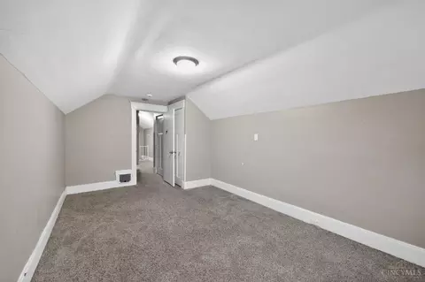 Bedroom - 4101 Homer Ave, Cincinnati, OH 45227 photo 7 of 7