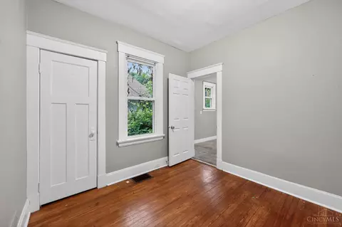 Bedroom - 4101 Homer Ave, Cincinnati, OH 45227 photo 1 of 7