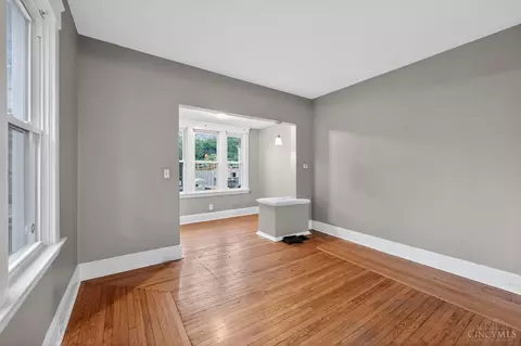 Living - 4101 Homer Ave, Cincinnati, OH 45227 photo 4 of 6