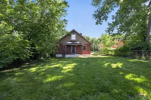 1323 Woodland Ave, Cincinnati, OH 45237