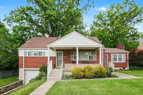 2041 Earlwood Ct, Cincinnati, OH 45238