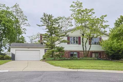 12 Fall River Ct, Fairfield, OH 45014