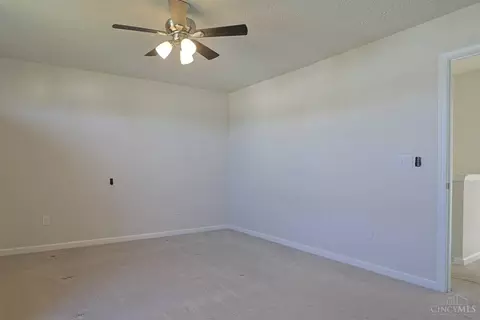 Bedroom - 1239 Springfield Dr, Harrison, OH 45030 photo 3 of 9