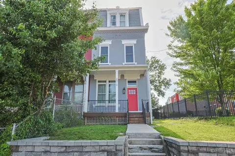 2916 Hackberry St, Cincinnati, OH 45206