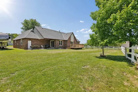Exterior - 928 Shawhan Rd, Morrow, OH 45152 photo 5 of 17