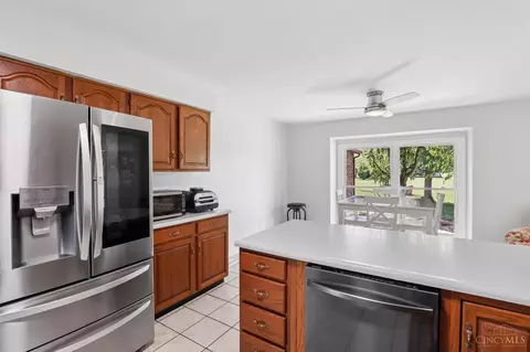 Kitchen - 928 Shawhan Rd, Morrow, OH 45152 photo 1 of 5