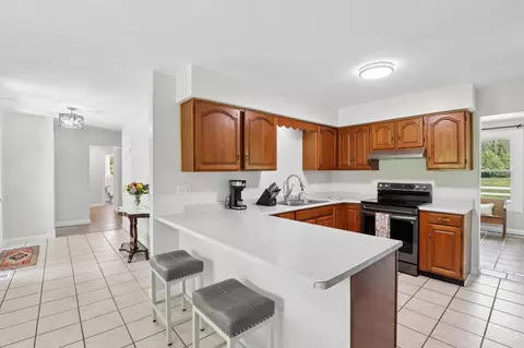 Kitchen - 928 Shawhan Rd, Morrow, OH 45152 photo 5 of 5