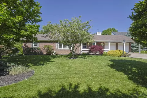 8161 Cox Rd, West Chester, OH 45069