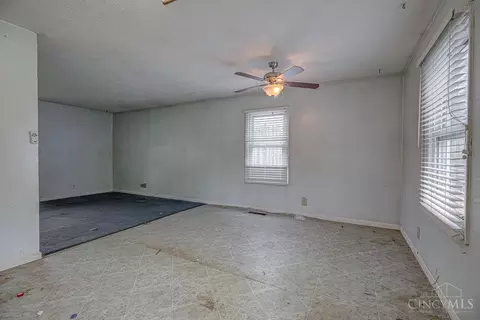 Living - 1050 Garnoa Dr, Cincinnati, OH 45231 photo 5 of 5