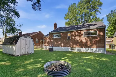 Exterior - 3412 Eyrich Rd, Cincinnati, OH 45248 photo 5 of 9