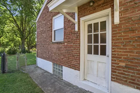 Exterior - 3412 Eyrich Rd, Cincinnati, OH 45248 photo 3 of 9