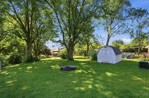 Exterior - 3412 Eyrich Rd, Cincinnati, OH 45248 photo 7 of 9