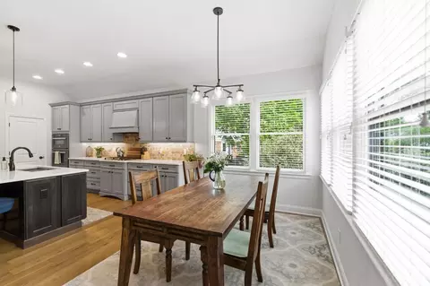 Dining - 7825 Trailwind Dr, Montgomery, OH 45242 photo 2 of 3