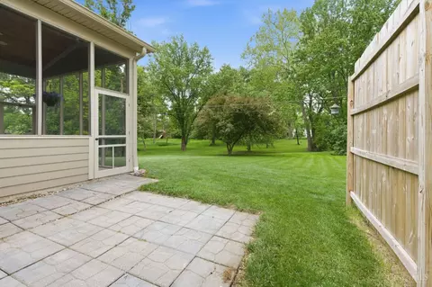 Exterior - 7825 Trailwind Dr, Montgomery, OH 45242 photo 12 of 19