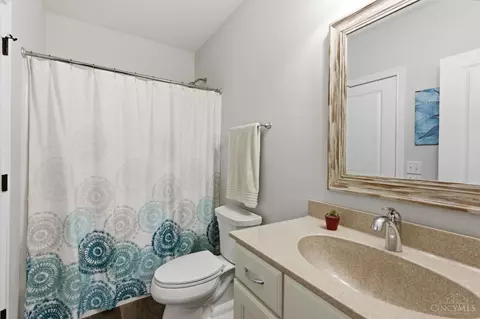 Bath - 7825 Trailwind Dr, Montgomery, OH 45242 photo 7 of 7