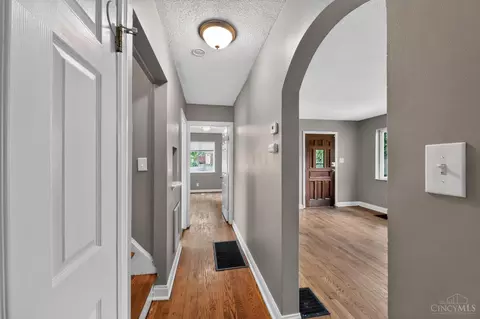 5711 Kenneth Ave, Cincinnati, OH 45224 photo 3