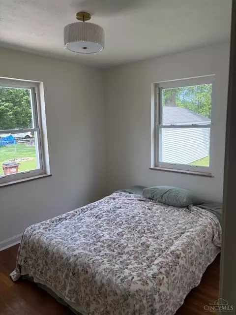 Bedroom - 6926 Kleindale Ave, Cincinnati, OH 45231 photo 2 of 3