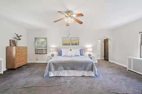 Bedroom - 3931 Leyman Dr, Cincinnati, OH 45229 photo 1 of 9