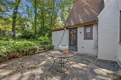 Exterior - 3931 Leyman Dr, Cincinnati, OH 45229 photo 9 of 17