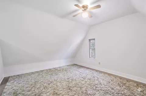 Bedroom - 3931 Leyman Dr, Cincinnati, OH 45229 photo 6 of 9