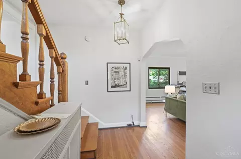 Entry Way - 3931 Leyman Dr, Cincinnati, OH 45229 photo 1 of 9