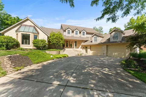 Exterior - 121 Random Dr, Hamilton, OH 45013 photo 2 of 17