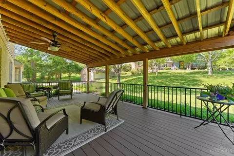 Exterior - 121 Random Dr, Hamilton, OH 45013 photo 13 of 17