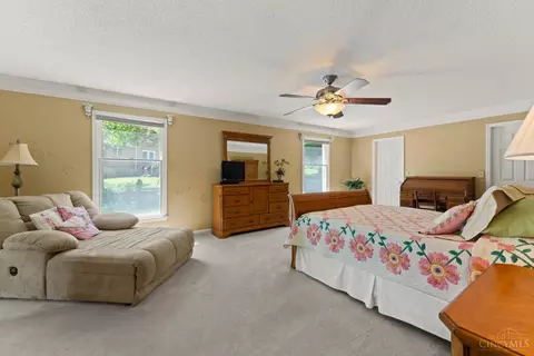 Bedroom - 121 Random Dr, Hamilton, OH 45013 photo 2 of 5
