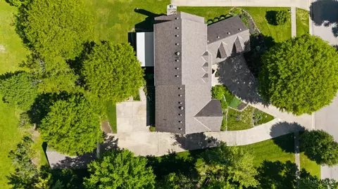 View/Area - 121 Random Dr, Hamilton, OH 45013 photo 2 of 4