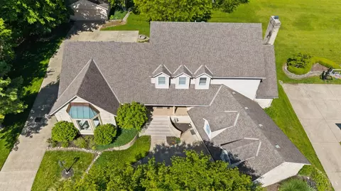 View/Area - 121 Random Dr, Hamilton, OH 45013 photo 1 of 4