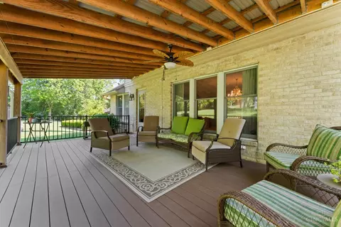 Exterior - 121 Random Dr, Hamilton, OH 45013 photo 11 of 17