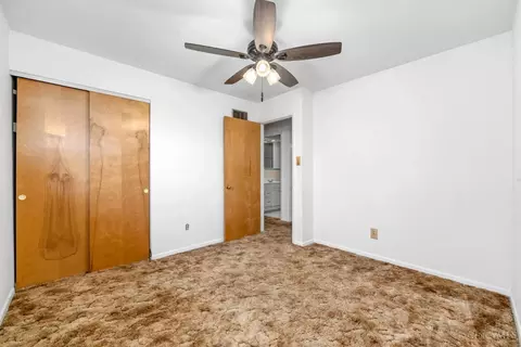 Bedroom - 5397 Robert Ave, Cincinnati, OH 45248 photo 4 of 5