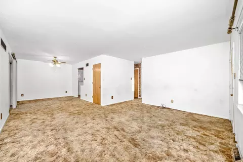 Living - 5397 Robert Ave, Cincinnati, OH 45248 photo 3 of 6